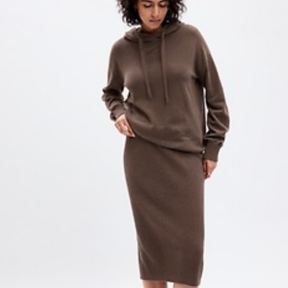 Gap CashSoft Hoodie + Gap CashSoft Rib Midi Sweater Skirt - Picture 1 of 6